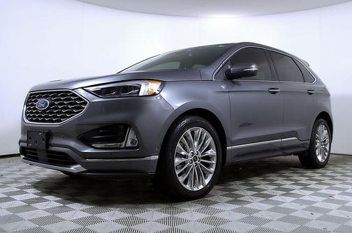 Carbonized Gray Metallic 2021 Ford Edge Titanium