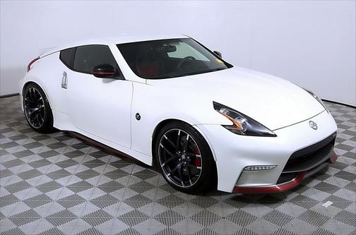 2017 Nissan 370Z NISMO Tech