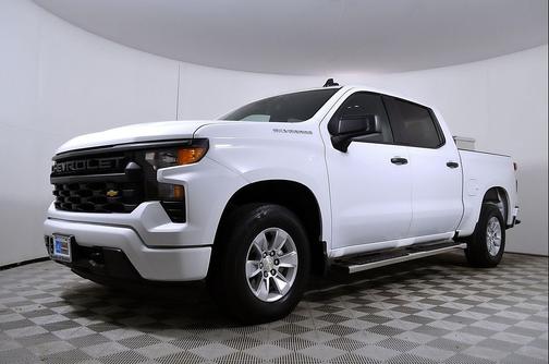 Summit White 2024 Chevrolet Silverado 1500 Custom