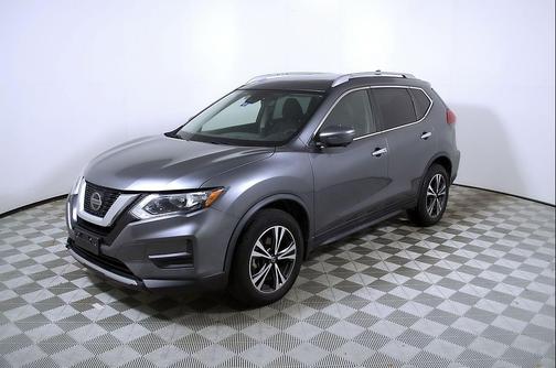 Gun Metallic 2019 Nissan Rogue SV