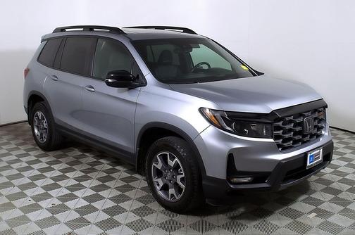 Lunar Silver Metallic 2023 Honda Passport AWD TrailSport