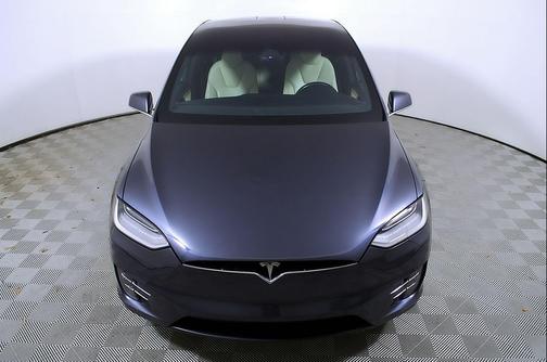Midnight Silver Metallic 2020 Tesla Model X Performance Dual Motor All-Wheel Drive