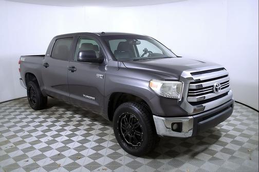 Magnetic Gray Metallic 2016 Toyota Tundra SR5