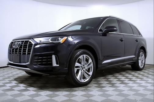 Orca Black Metallic 2021 Audi Q7 55 Premium
