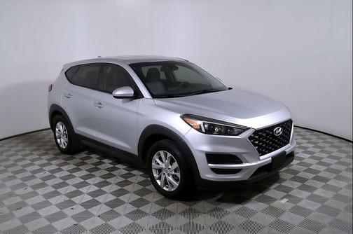 Molten Silver 2019 Hyundai TUCSON SE