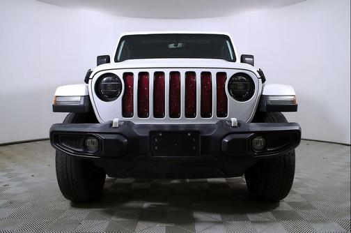 Bright White Clearcoat 2021 Jeep Wrangler Unlimited Sahara