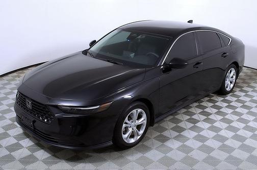 Crystal Black Pearl 2023 Honda Accord LX 1.5T