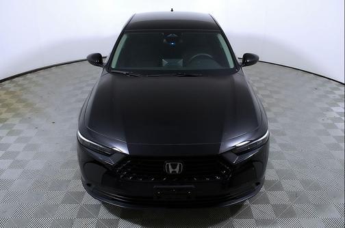 Crystal Black Pearl 2023 Honda Accord LX 1.5T