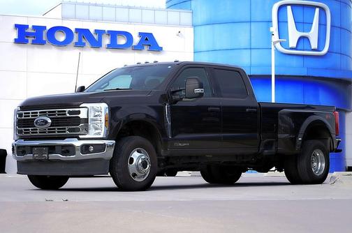 Carbonized Gray Metallic 2024 Ford F-350 XLT