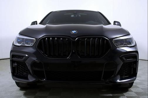2023 BMW X6 xDrive40i