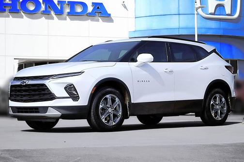 Summit White 2024 Chevrolet Blazer 2LT