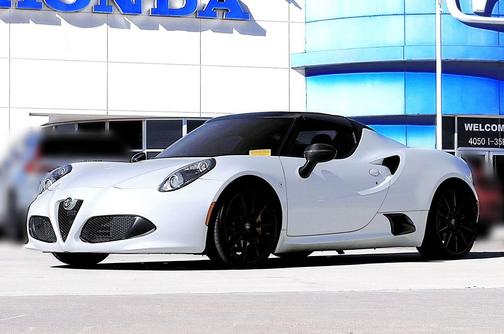 2015 Alfa Romeo 4C Spider Base