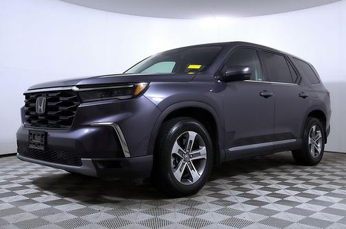 2023 Honda Pilot AWD EX-L 8 Passenger