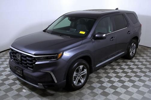 2023 Honda Pilot AWD EX-L 8 Passenger