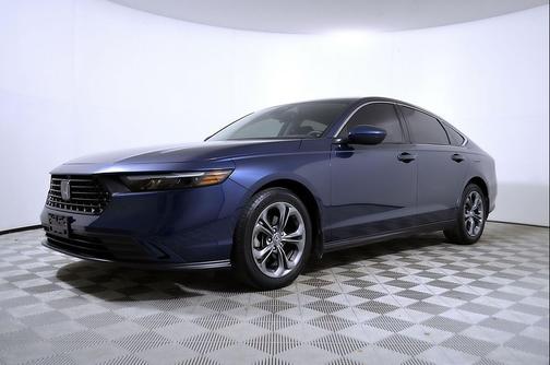 Still Night Pearl 2024 Honda Accord EX