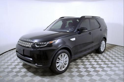 Santorini Black Metallic 2020 Land Rover Discovery HSE