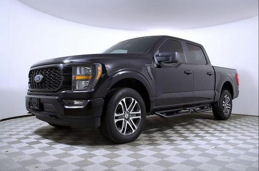Agate Black Metallic 2023 Ford F-150 XL