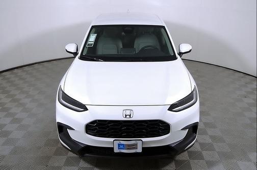 Platinum 2027 Honda HR-V LX