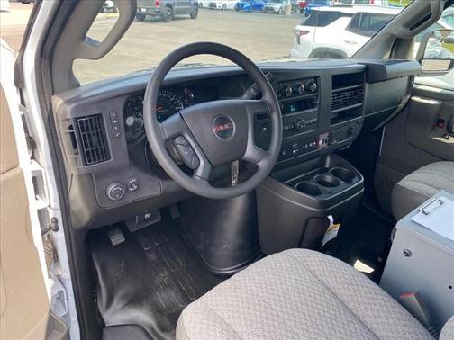 2025 GMC Savana 2500 Work Van