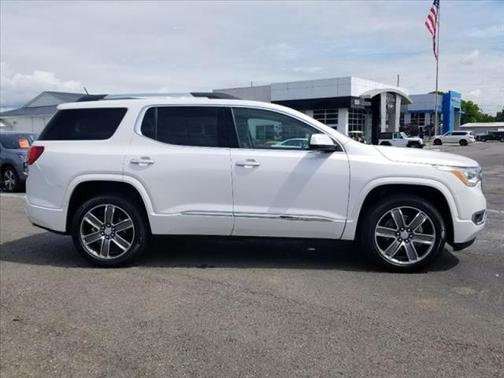 White Frost Tricoat 2019 GMC Acadia Denali