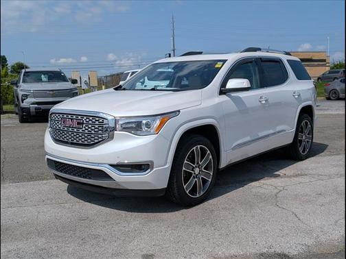 White Frost Tricoat 2019 GMC Acadia Denali