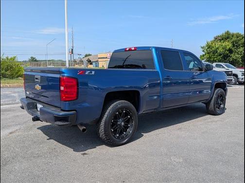 Deep Ocean Blue Metallic 2018 Chevrolet Silverado 1500 2LT