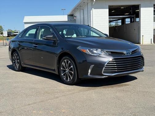 2018 Toyota Avalon Hybrid