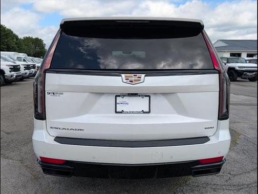 2023 Cadillac Escalade Sport Platinum