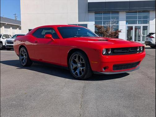 2017 Dodge Challenger SXT