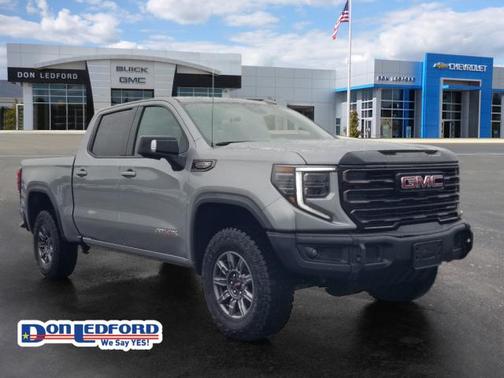 2025 GMC Sierra 1500 AT4X