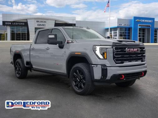2025 GMC Sierra 2500 AT4
