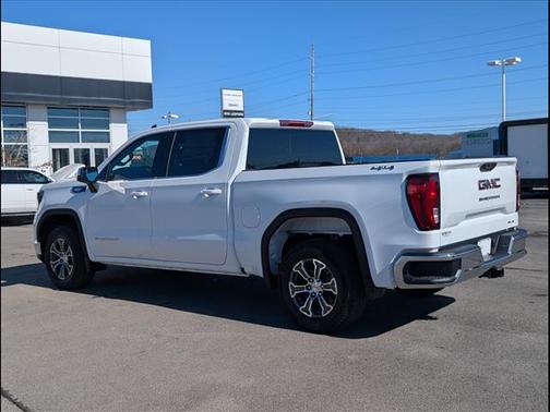 Summit White 2026 GMC Sierra 1500 SLE