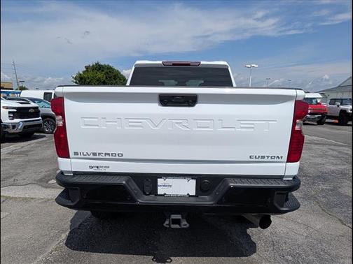 2024 Chevrolet Silverado 2500 Custom
