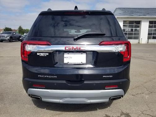 2023 GMC Acadia AWD SLT
