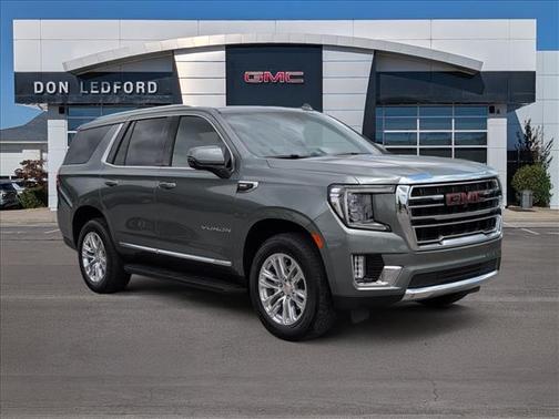 Frosted Pine Metallic 2024 GMC Yukon SLT