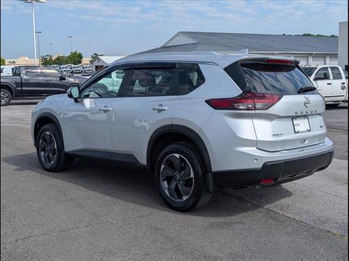 Brilliant Silver Metallic 2024 Nissan Rogue SV