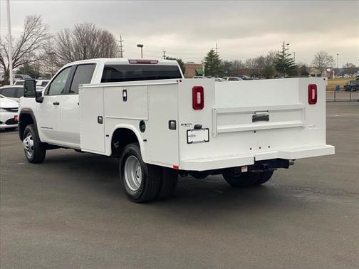 2025 GMC Sierra 3500 Base