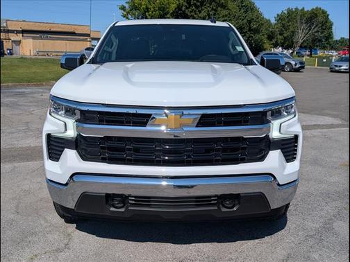 Summit White 2026 Chevrolet Silverado 1500 LT
