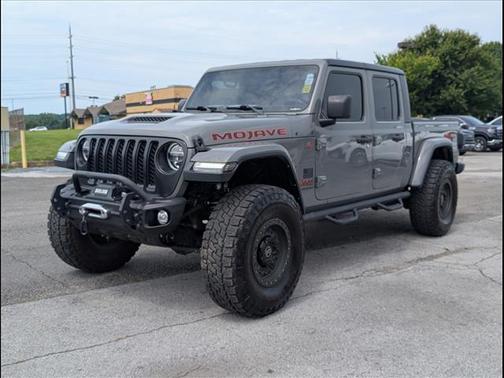Sting-Gray Clearcoat 2021 Jeep Gladiator Mojave 4x4