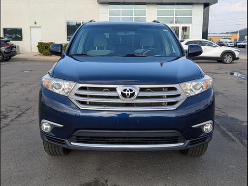 2012 Toyota Highlander SE