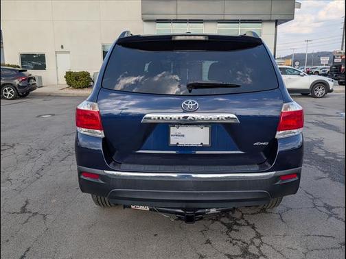 2012 Toyota Highlander SE
