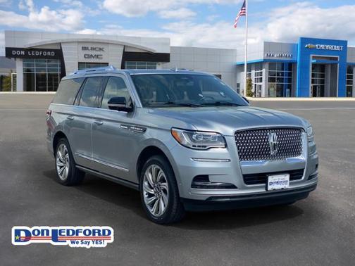 2023 Lincoln Navigator Reserve