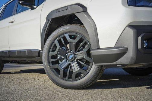 Crystal White Pearl 2026 Subaru Outback Limited XT