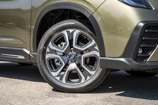 2025 Subaru Ascent Touring