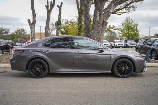 2021 Toyota Camry XSE V6