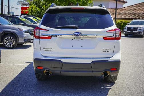 Crystal White Pearl 2024 Subaru Ascent Limited
