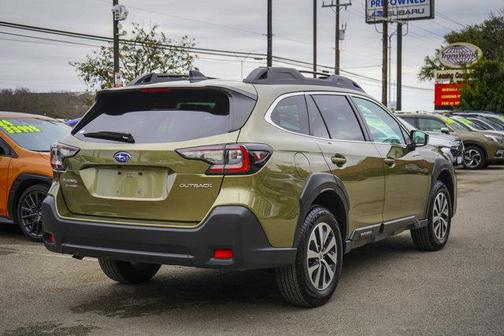 2023 Subaru Outback Premium