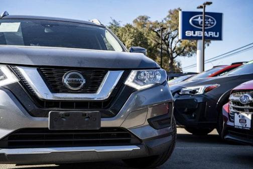 2020 Nissan Rogue SV