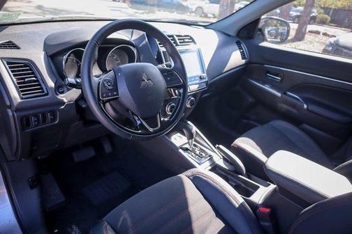 2023 Mitsubishi Outlander Sport 2.0 ES