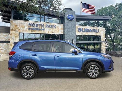 2024 Subaru Forester Premium